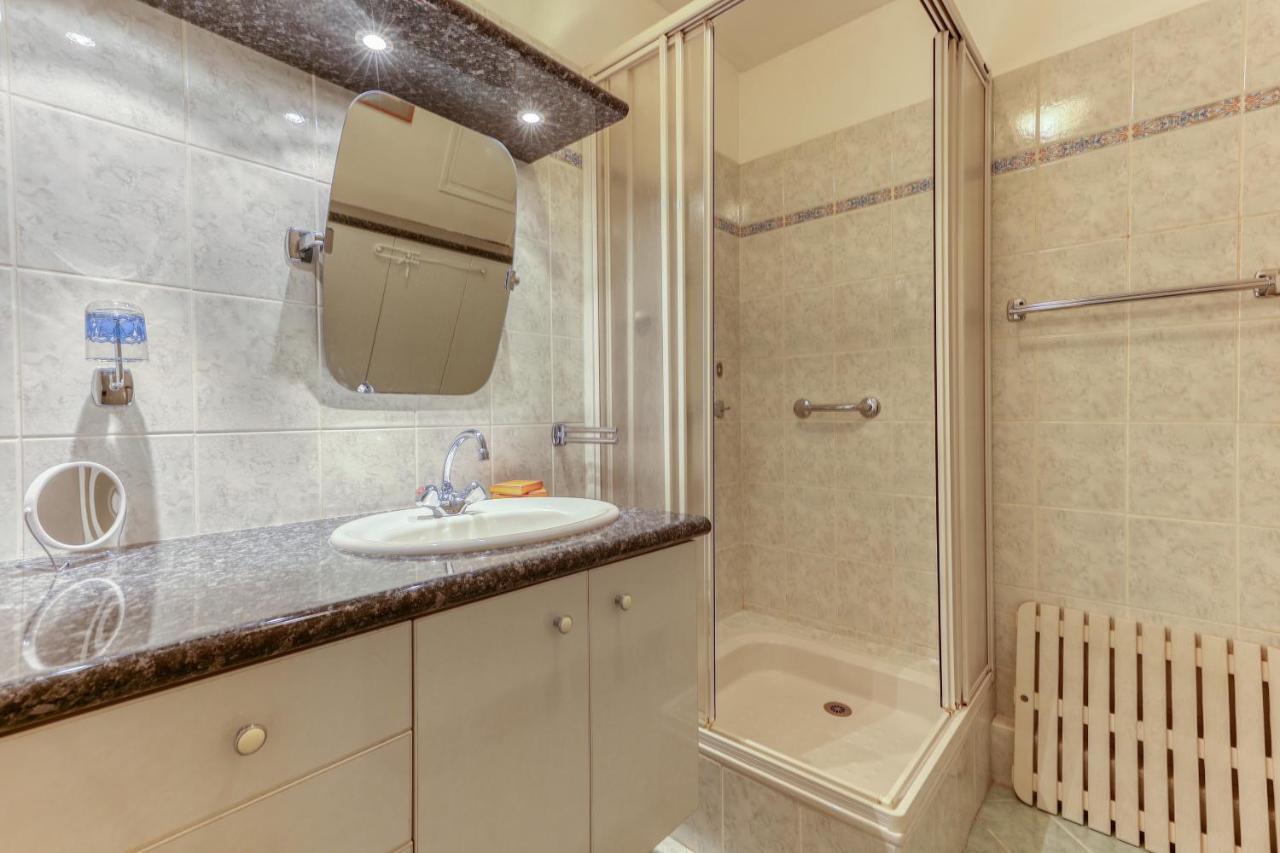 דירות Large And Bright 2 Bdrs Flat With View - Paris 20 מראה חיצוני תמונה